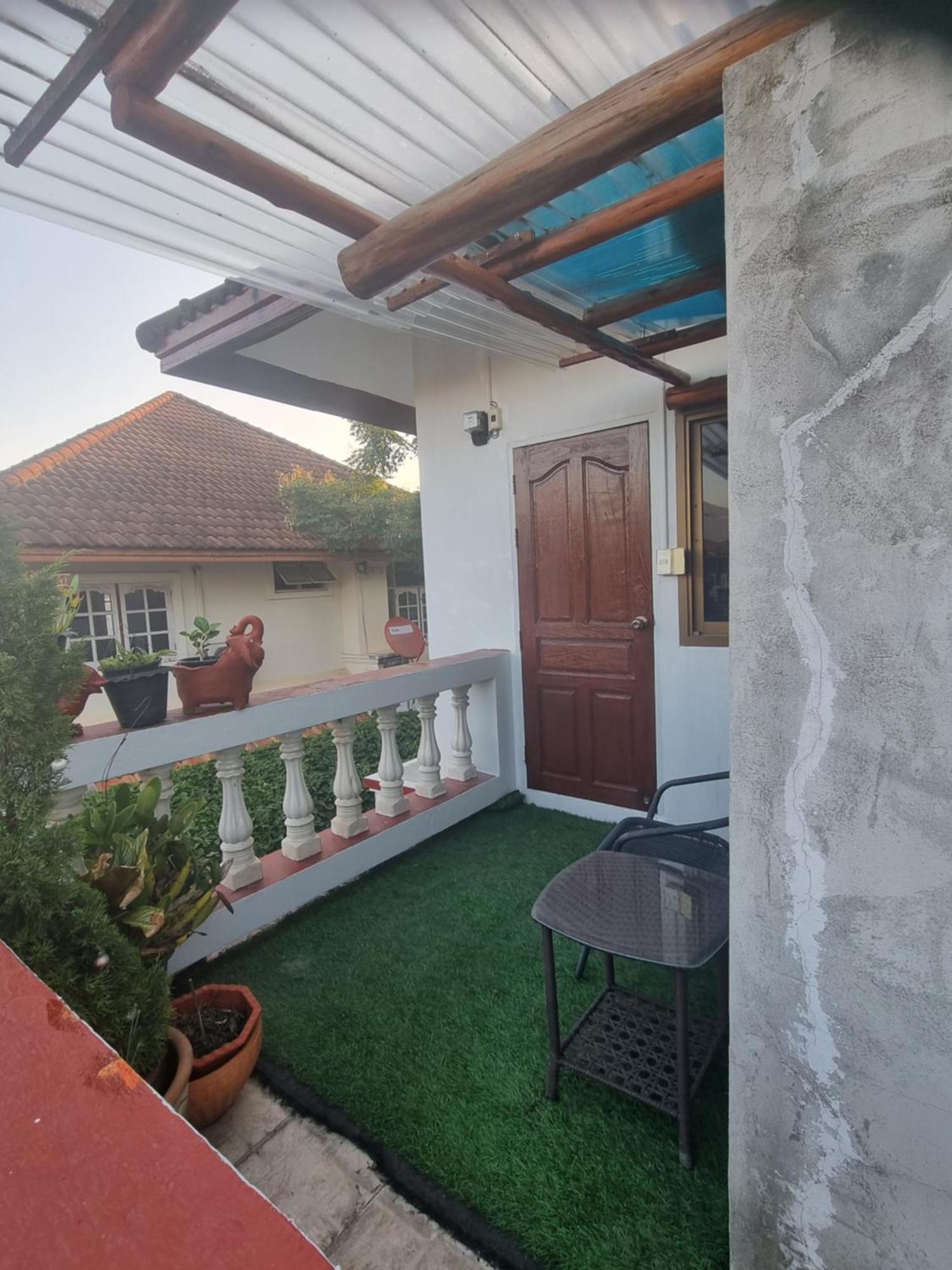 Home Baan Chiang Mai Bagian luar foto