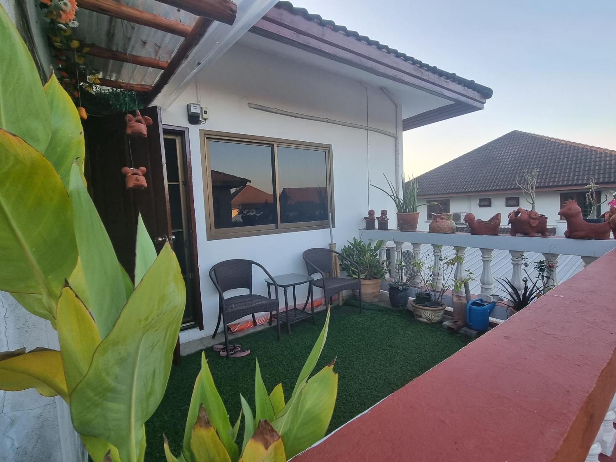 Home Baan Chiang Mai Bagian luar foto