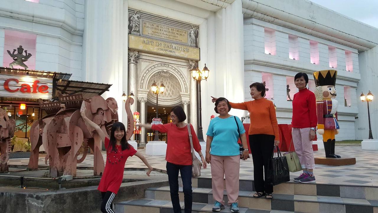 Home Baan Chiang Mai Bagian luar foto